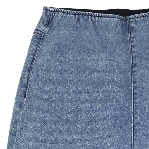 Womens Jeans Juniors 3 Blue Flare High Rise Pullon Stretch Light Wash New - Picture 3 of 12